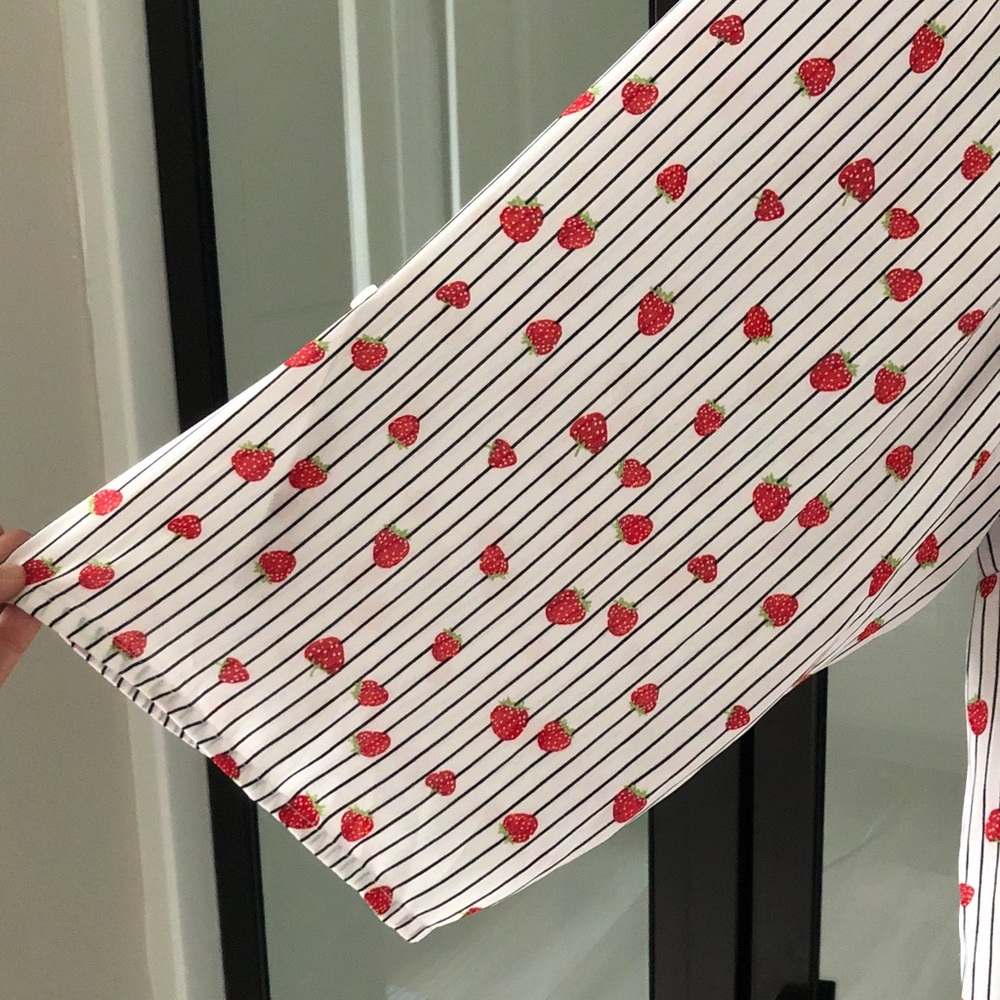 Catherines White Red Strawberry with striped print blouse 3X novelty quirky - Picture 4 of 6